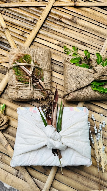 Jute Hampers