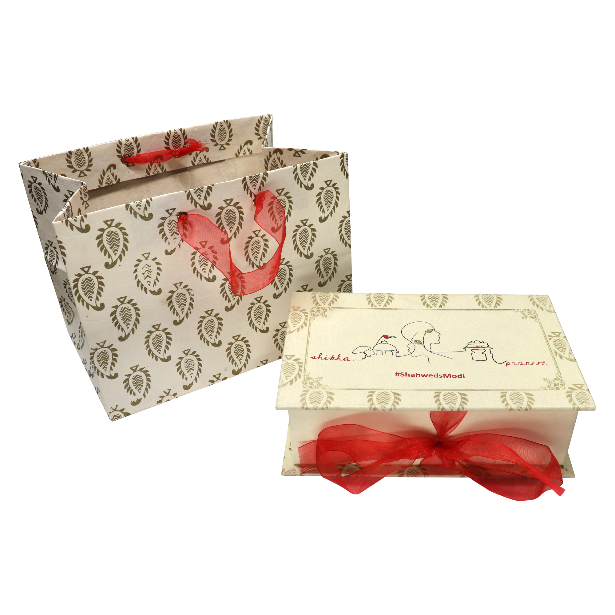 Wedding box with matching bag