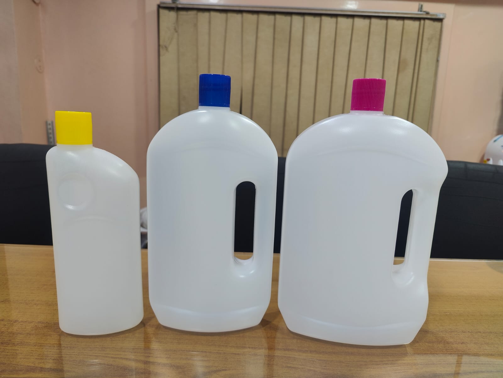 HDPE PLASTIC JAR & BOTTLES