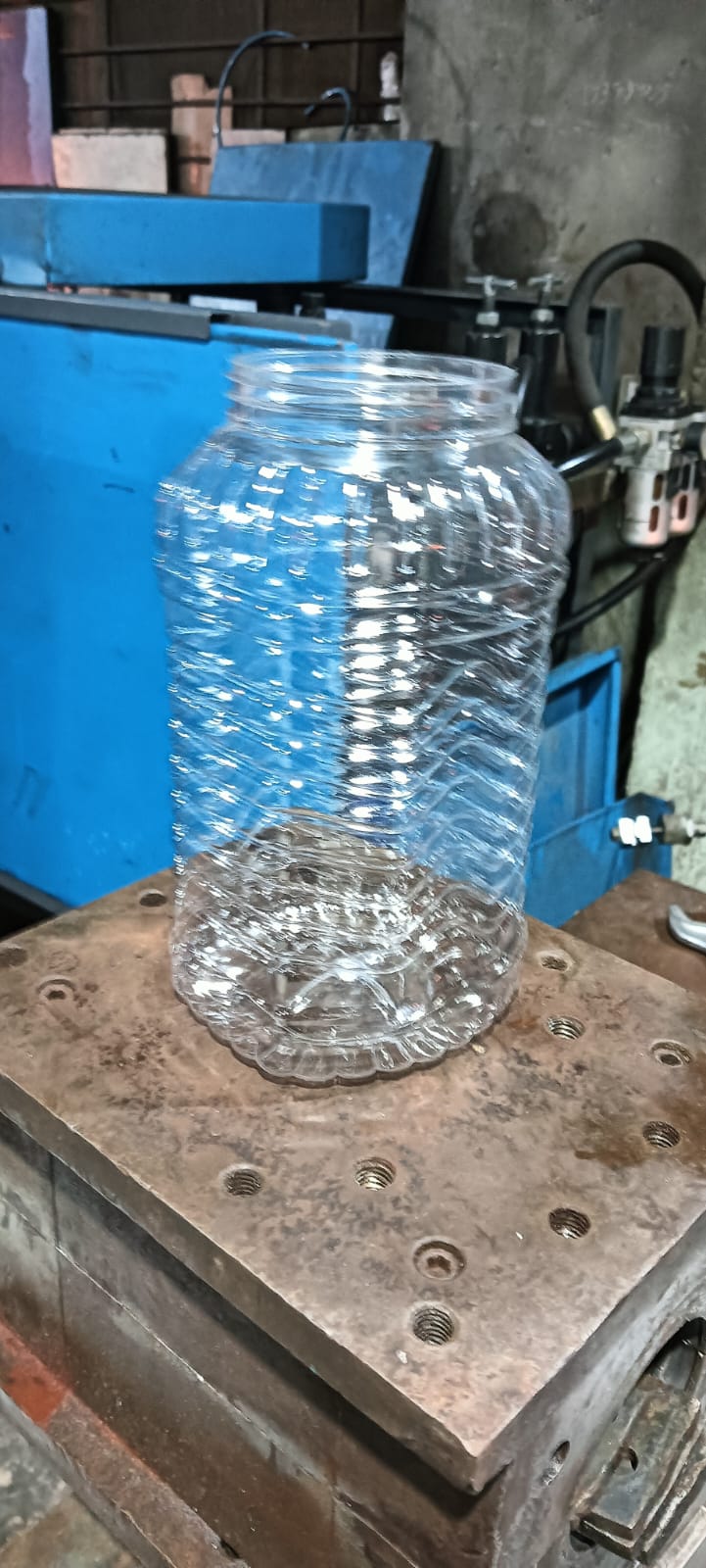 plastic packaging jar