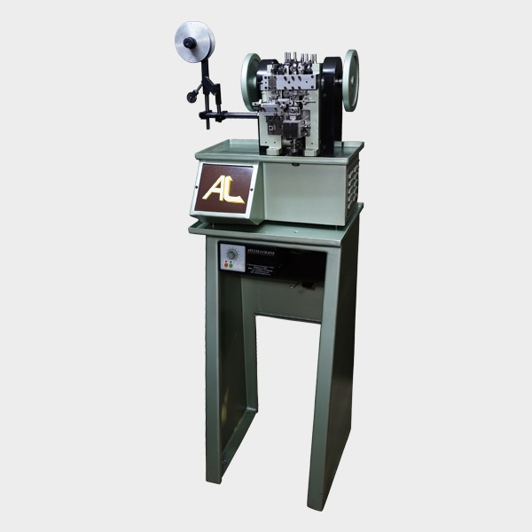 High Speed Box Chain Making Machine