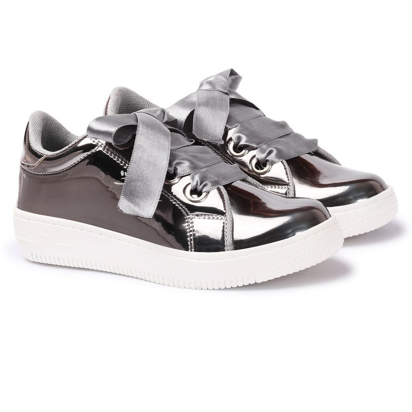 Footwears