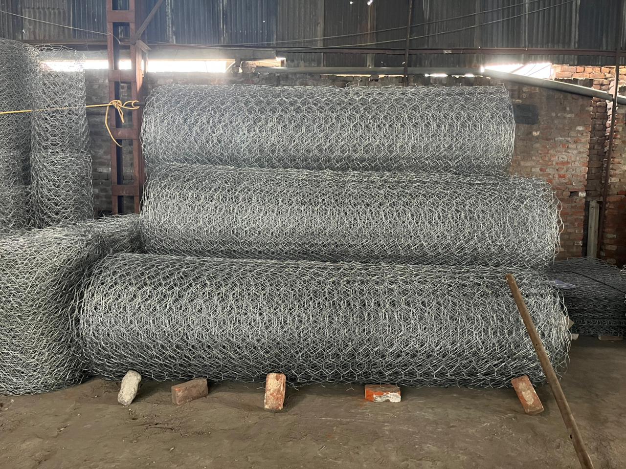Gabion fence