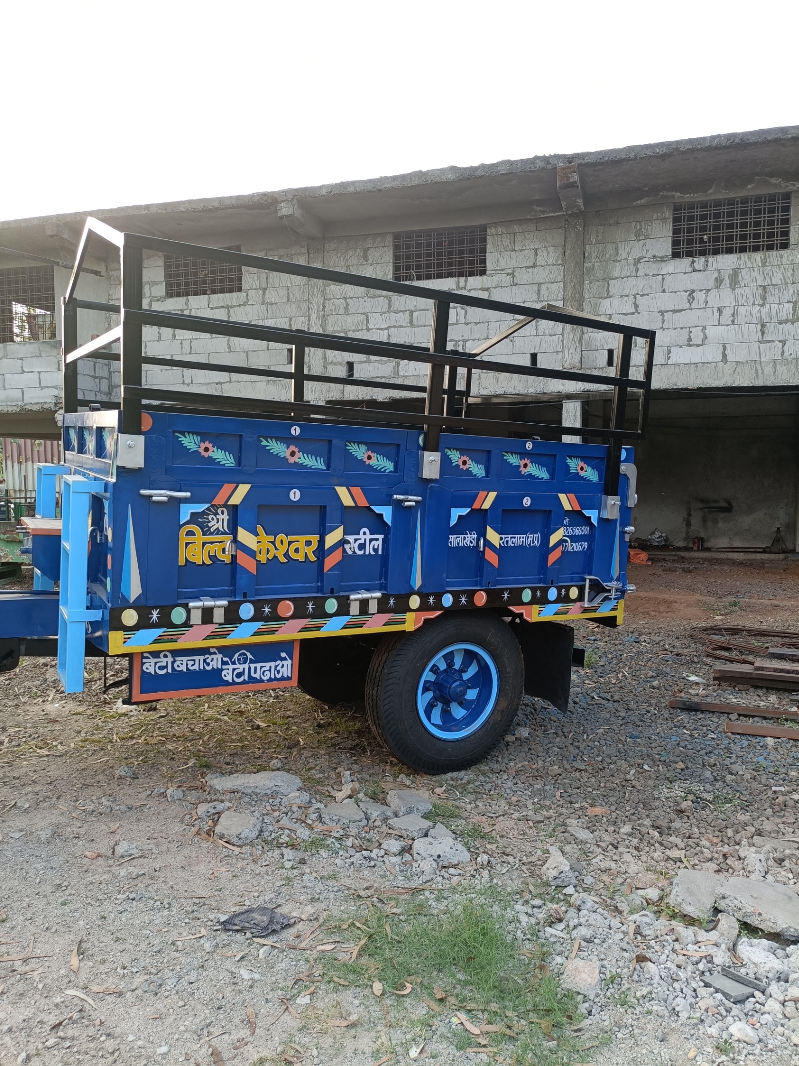 Tractor trolly 
