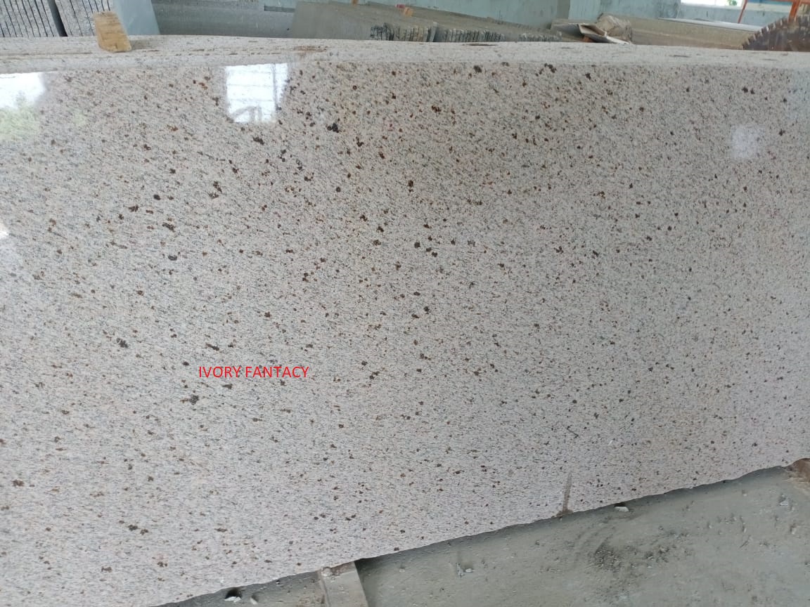 GRANITE SLABS /TILES