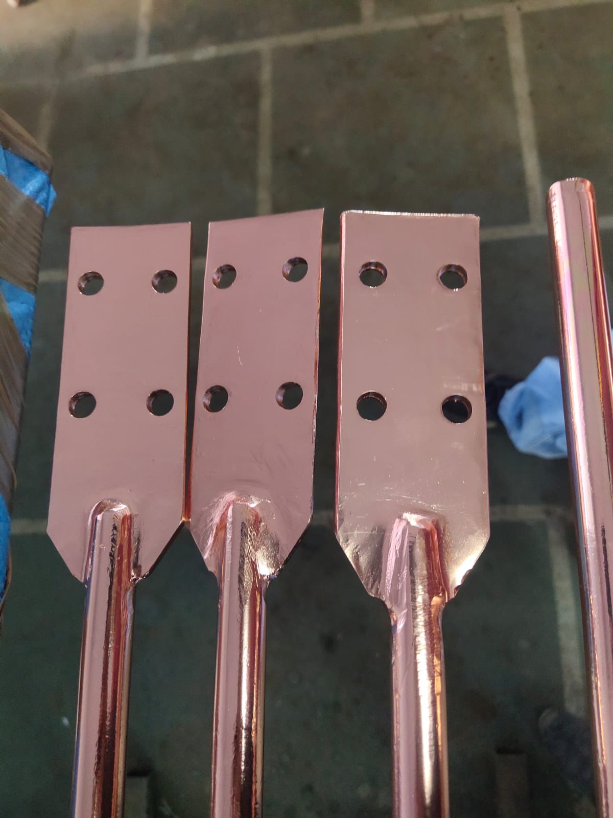 CABLES TRAY 