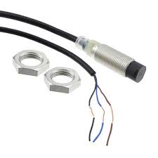 E2B-M12KN08-WP-B1