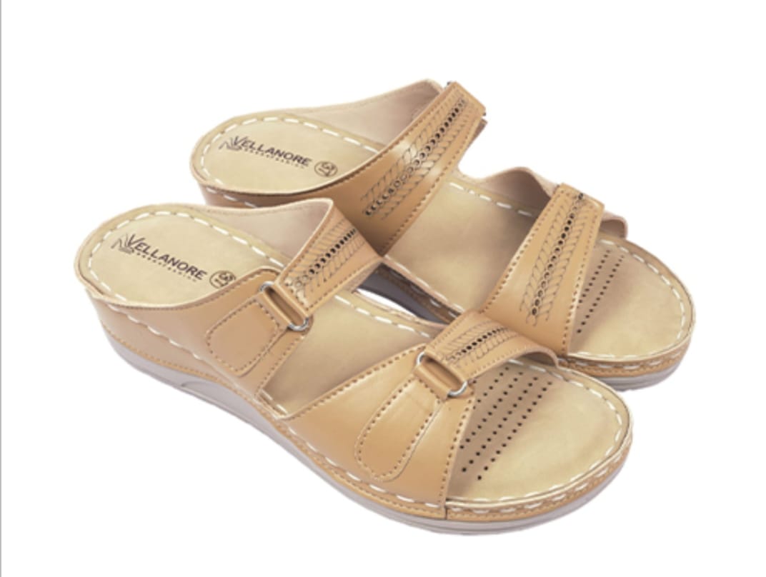Ladies Slippers & designer sandals 
