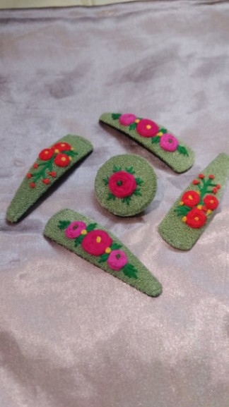 Hair clips, hairband, pendant, saree pin, hair Bows, hair tie, etc