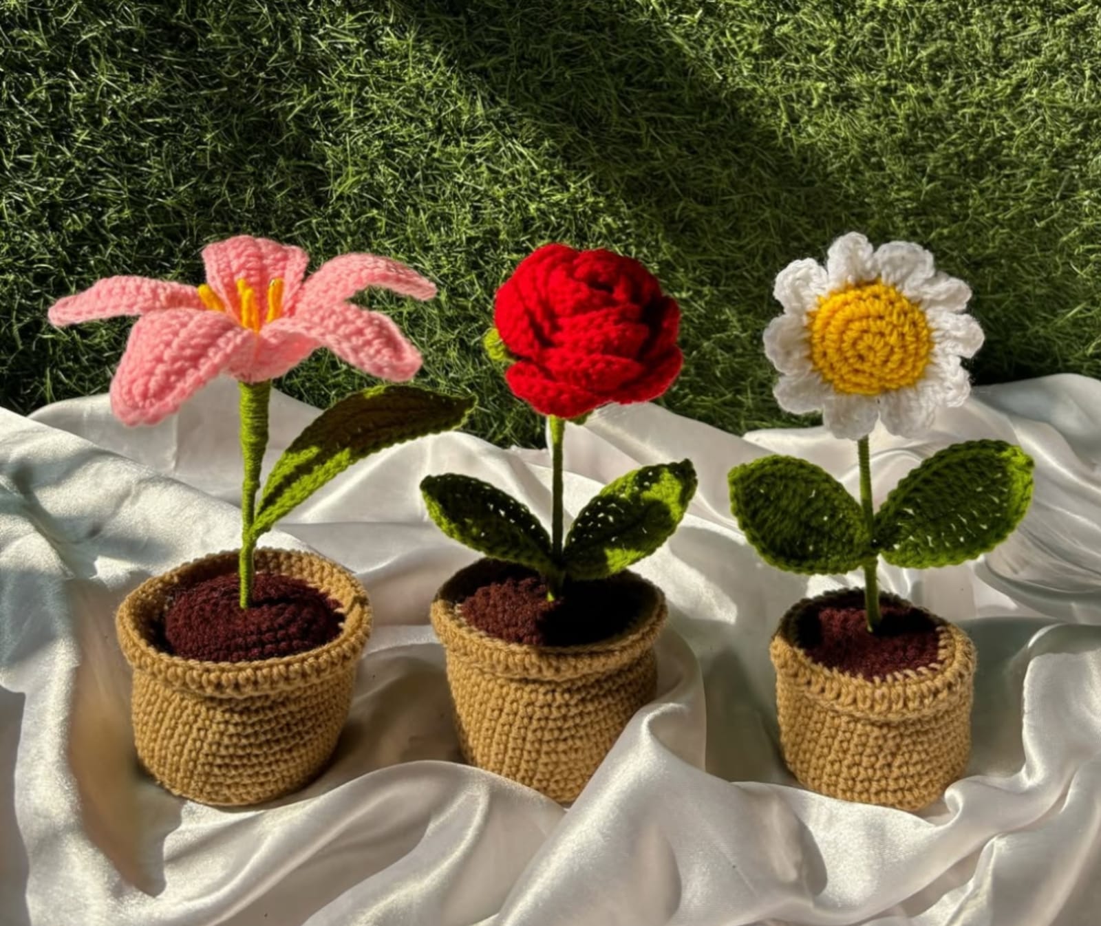 Handmade Crochet Flower Pots – Blooms That Never Fade