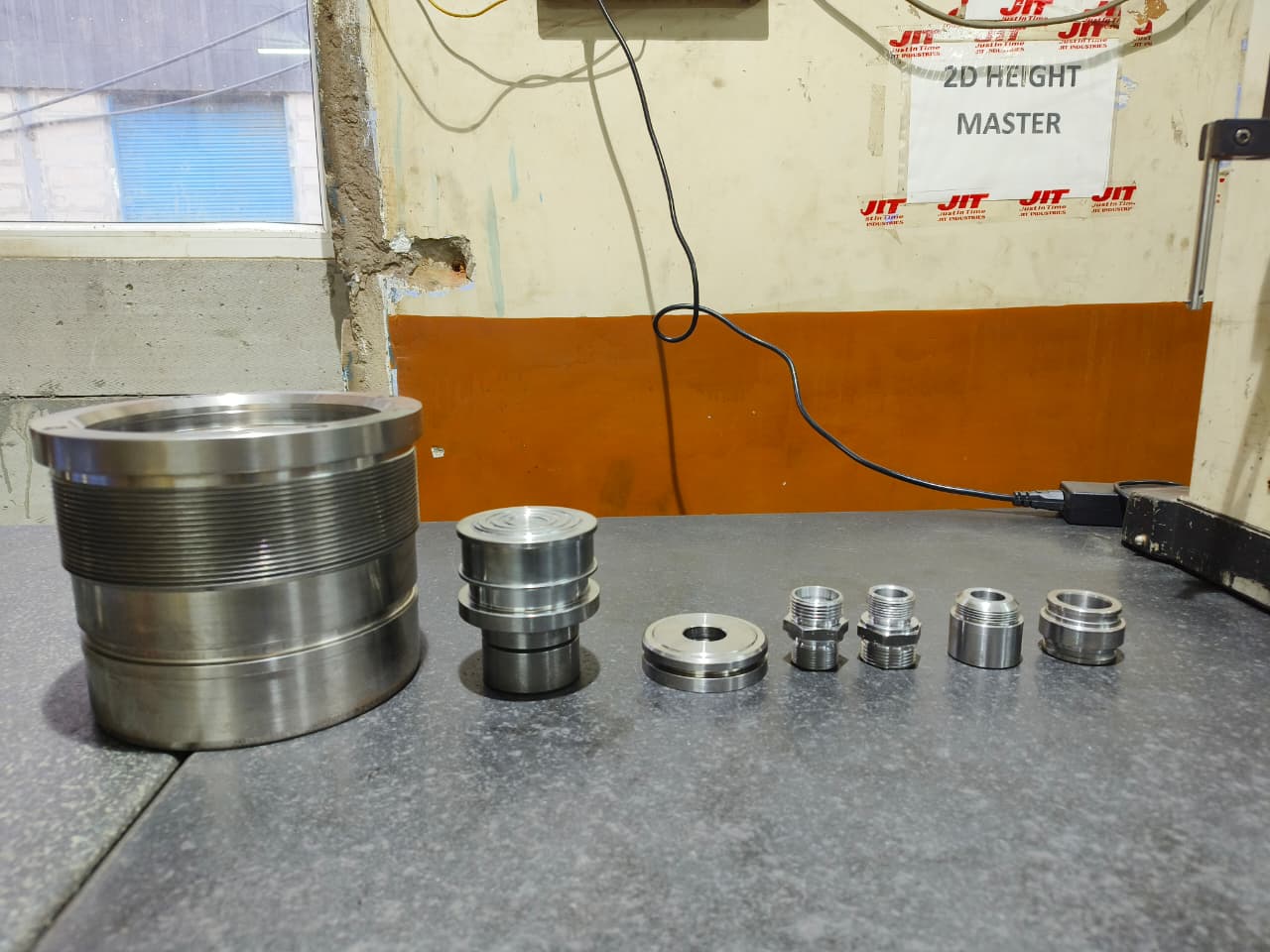  Heads, Piston, Glands & Manifolds Product 