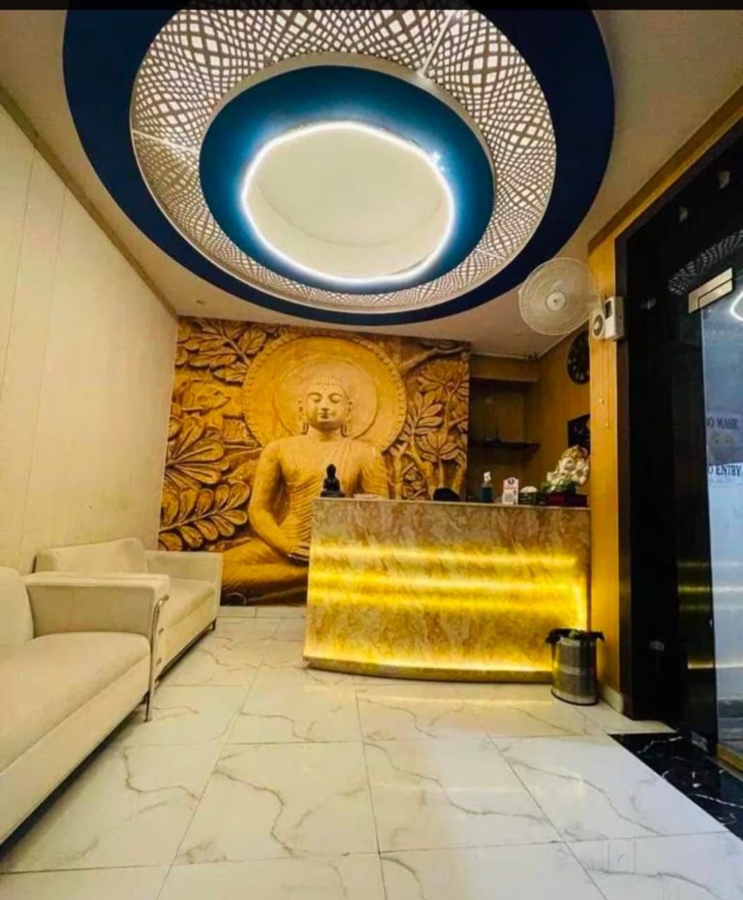 Wellness center, Spa & Body massage
