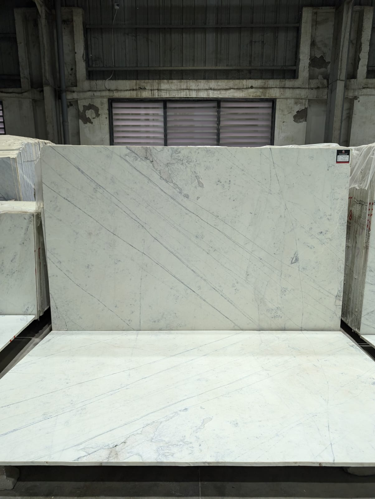 BIANCO CARRARA
