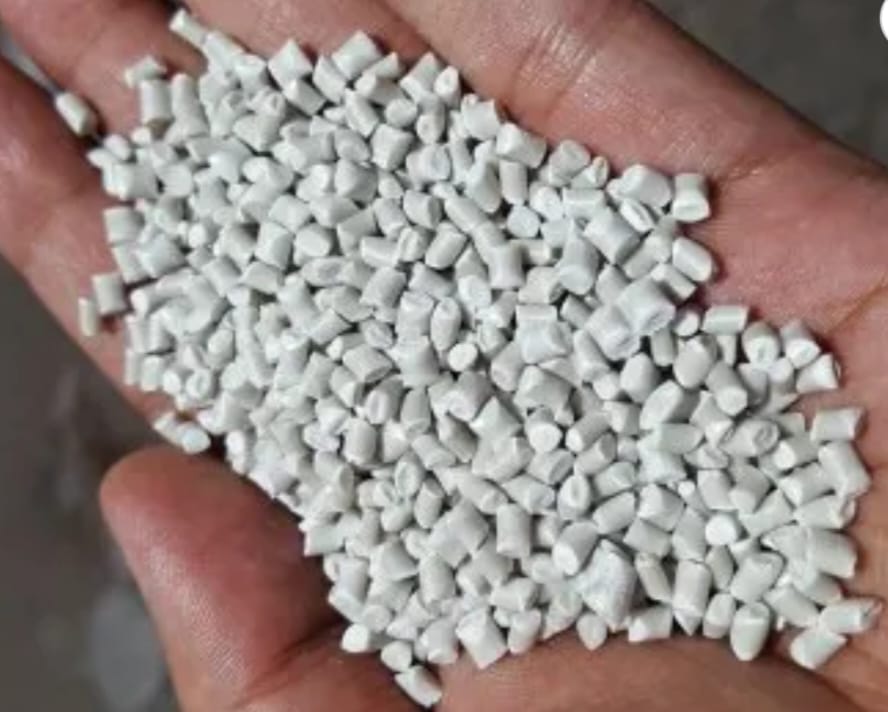 PP (Polypropylene) Milky Granules