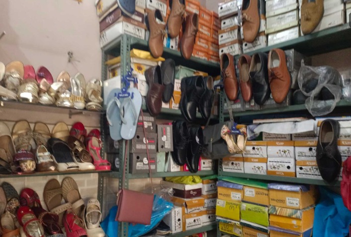 Footwear (Men’s, Women’s & Kids’ Casual, Formal, Sports Shoes, Sandals & Slippers)