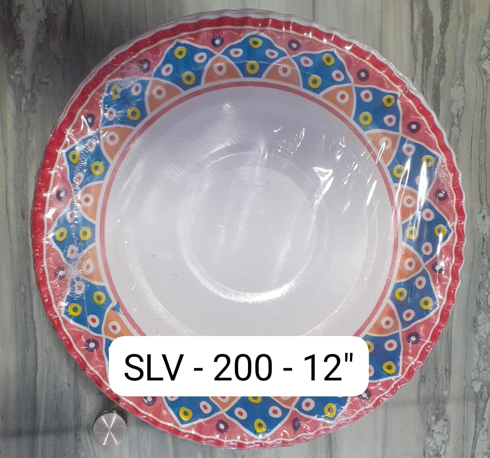 paper plates (Disposable)