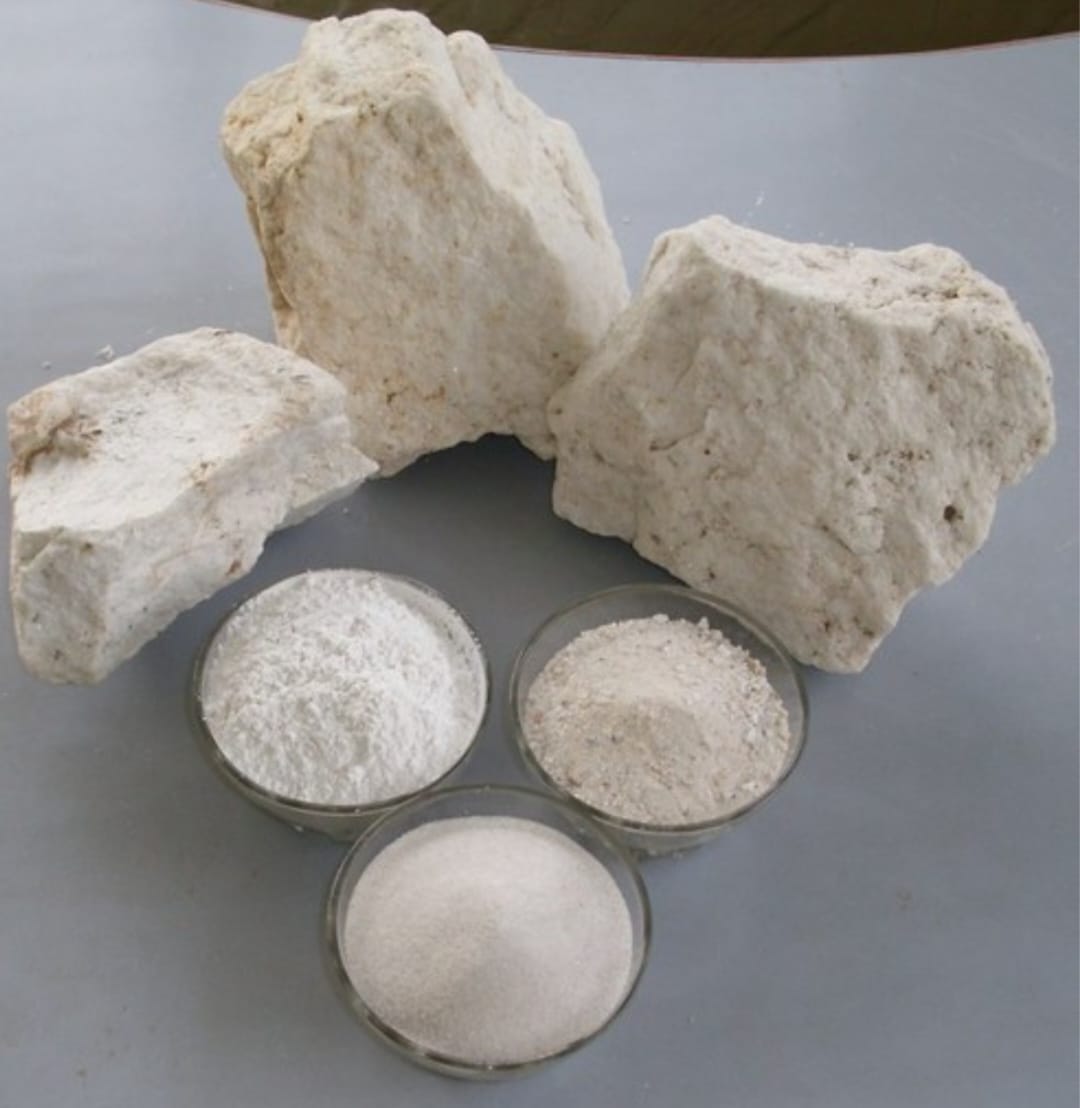 Soda Feldspar Grains