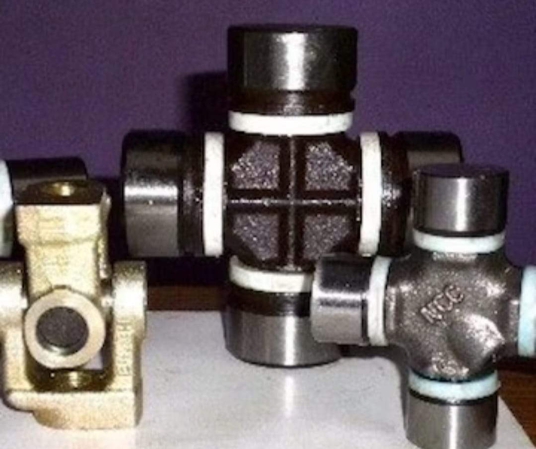 Tractor Parts(Bumpers and parts thereof)