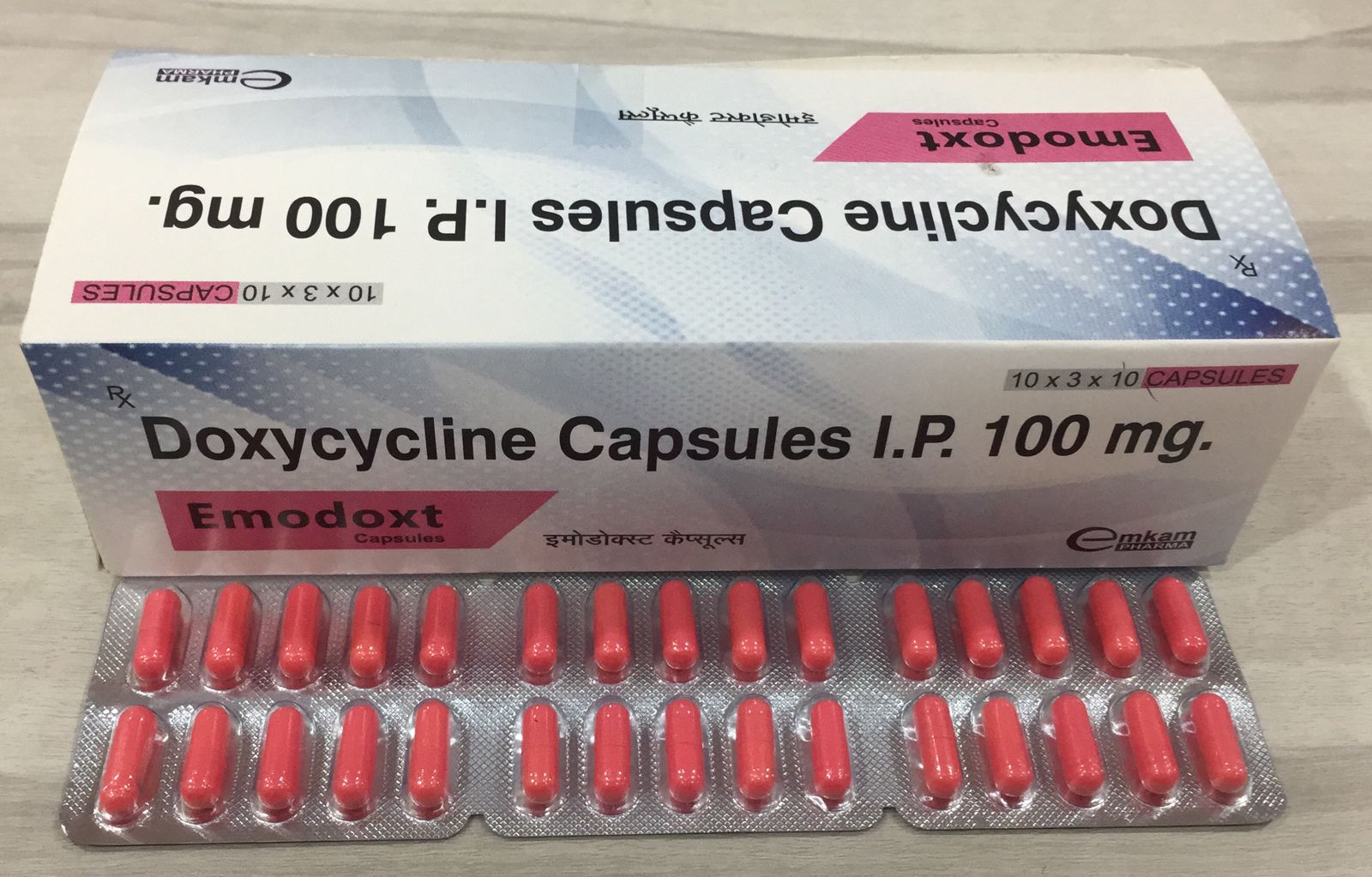 Emodoxt Capsules (Doxycycline Hydrochloride I.P. 100 mg)