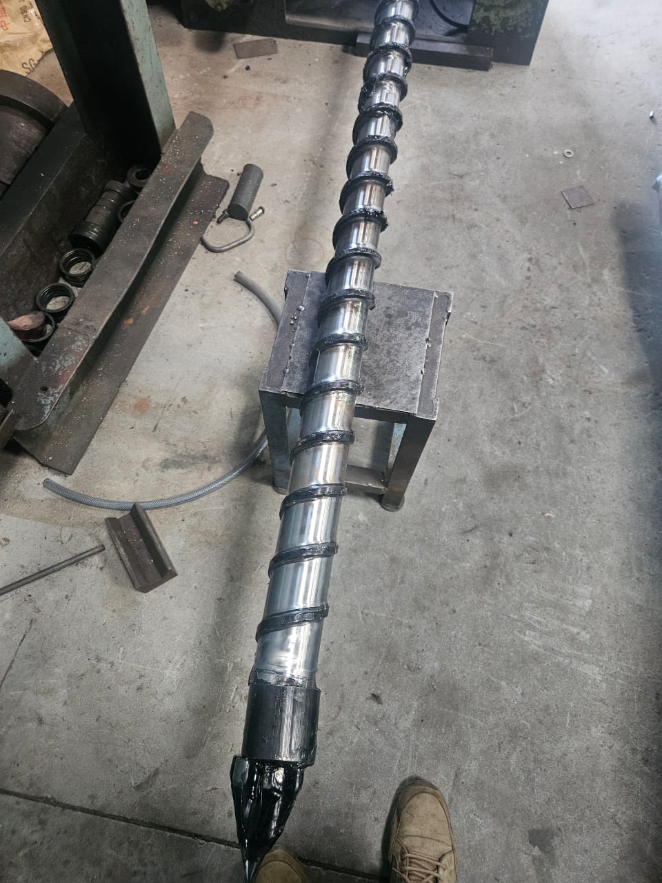 Injection molding screws plunger - Auto Components