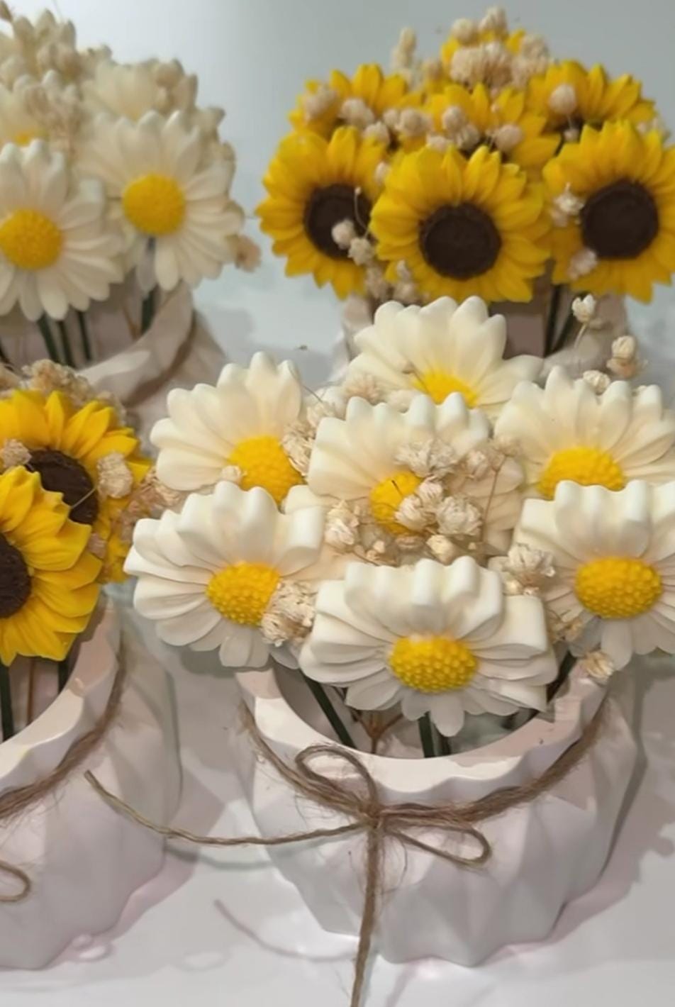 Soya wax candles with natural fragrance