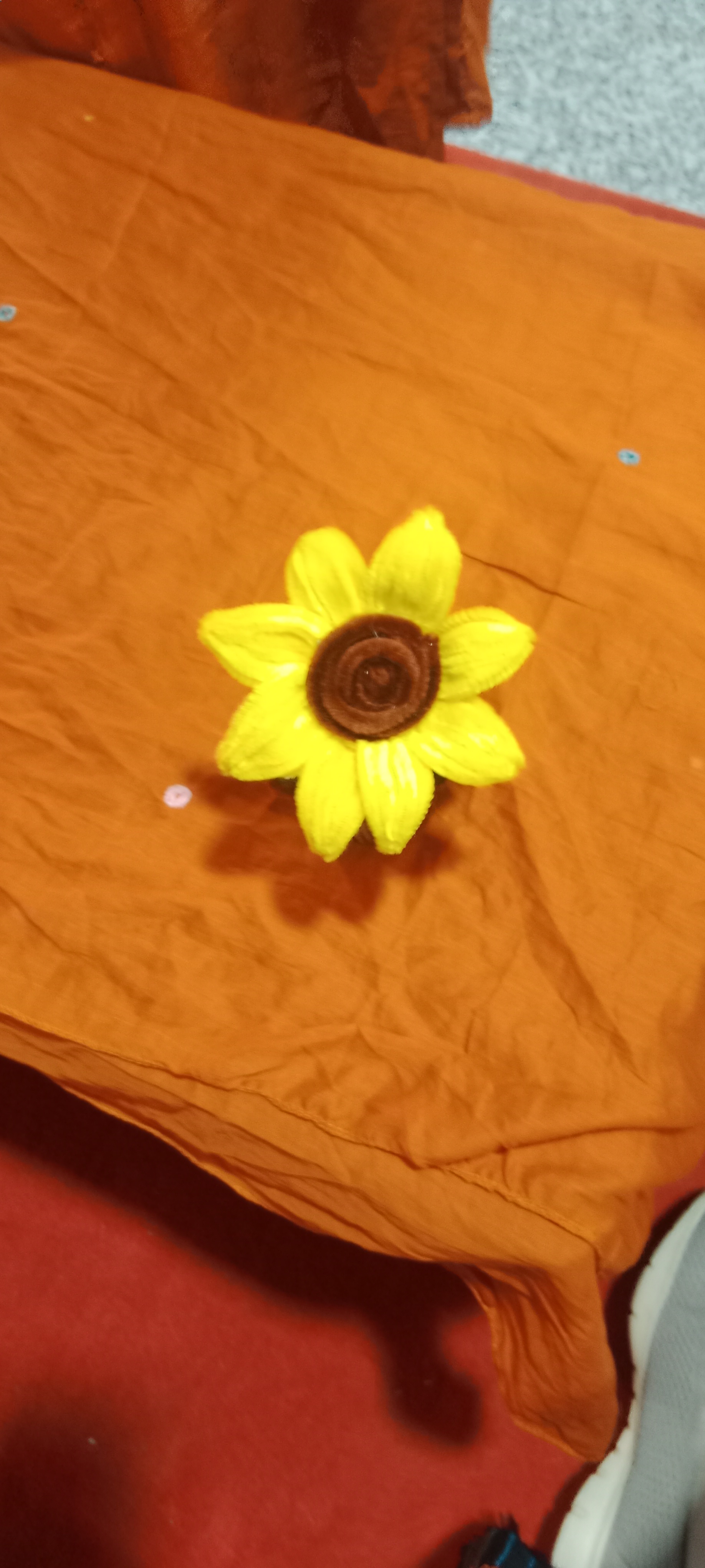 Pipe cleaner flowers 