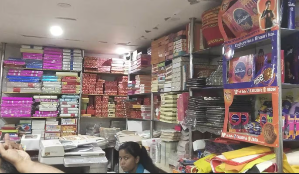  various packaging boxes, specializing in sweet boxes.