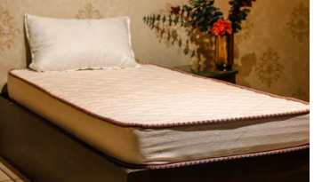  Bed Mattress, Mattress and PU Foam, Spring & Coir Mattresses etc...