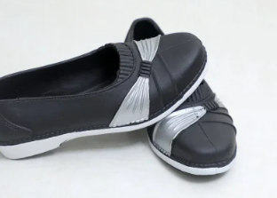  Ladies Shoes, Ladies Belly, Men Shoes, School Shoes and many more.