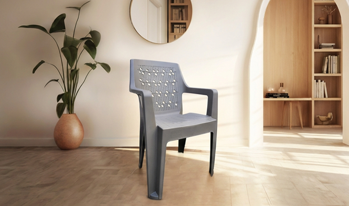 Supreme plastic chair