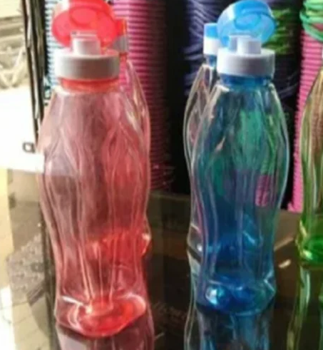 plastic container, stainless steel scrubber & plastic bottle 