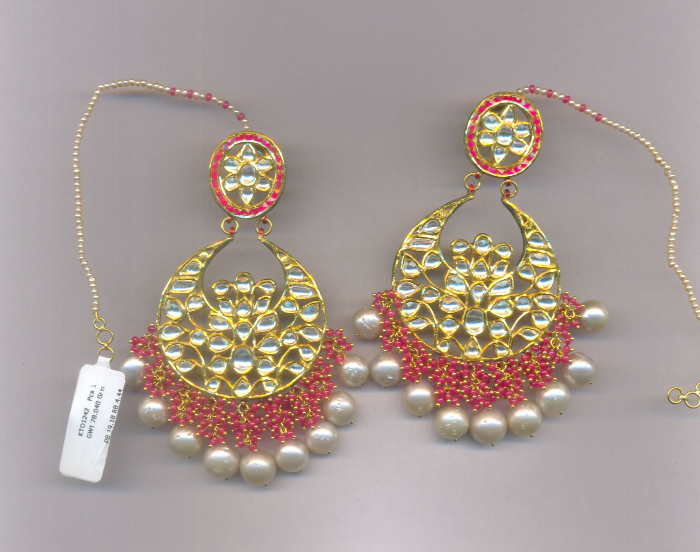 22k Gold Kundan Earring 