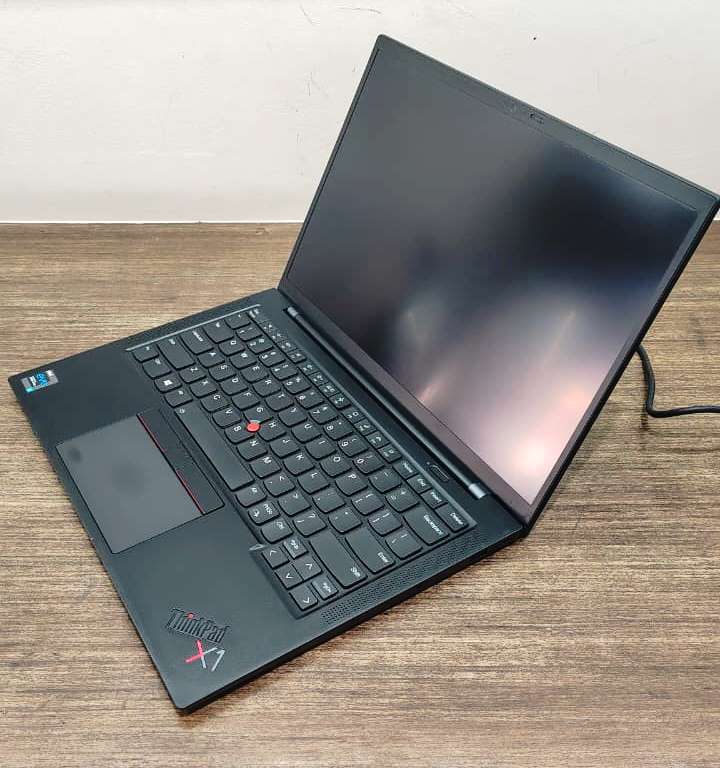 Refurb Lenovo Thinkpad X-1 CARBON GEN 9