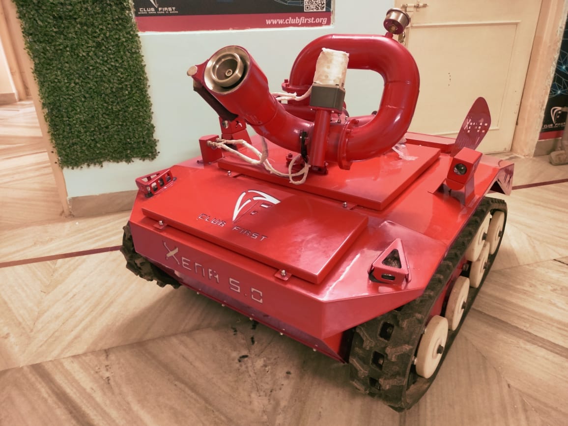Fire fighting robot