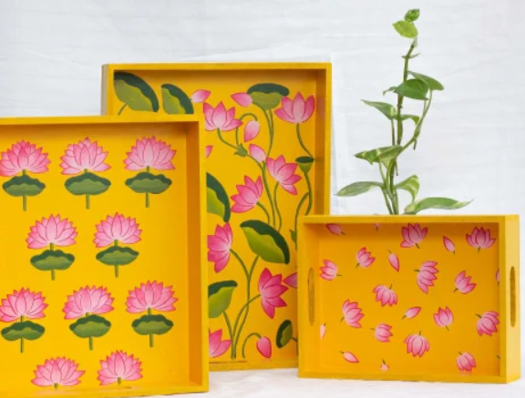  dupatta, wooden serving tray & corporate gifts