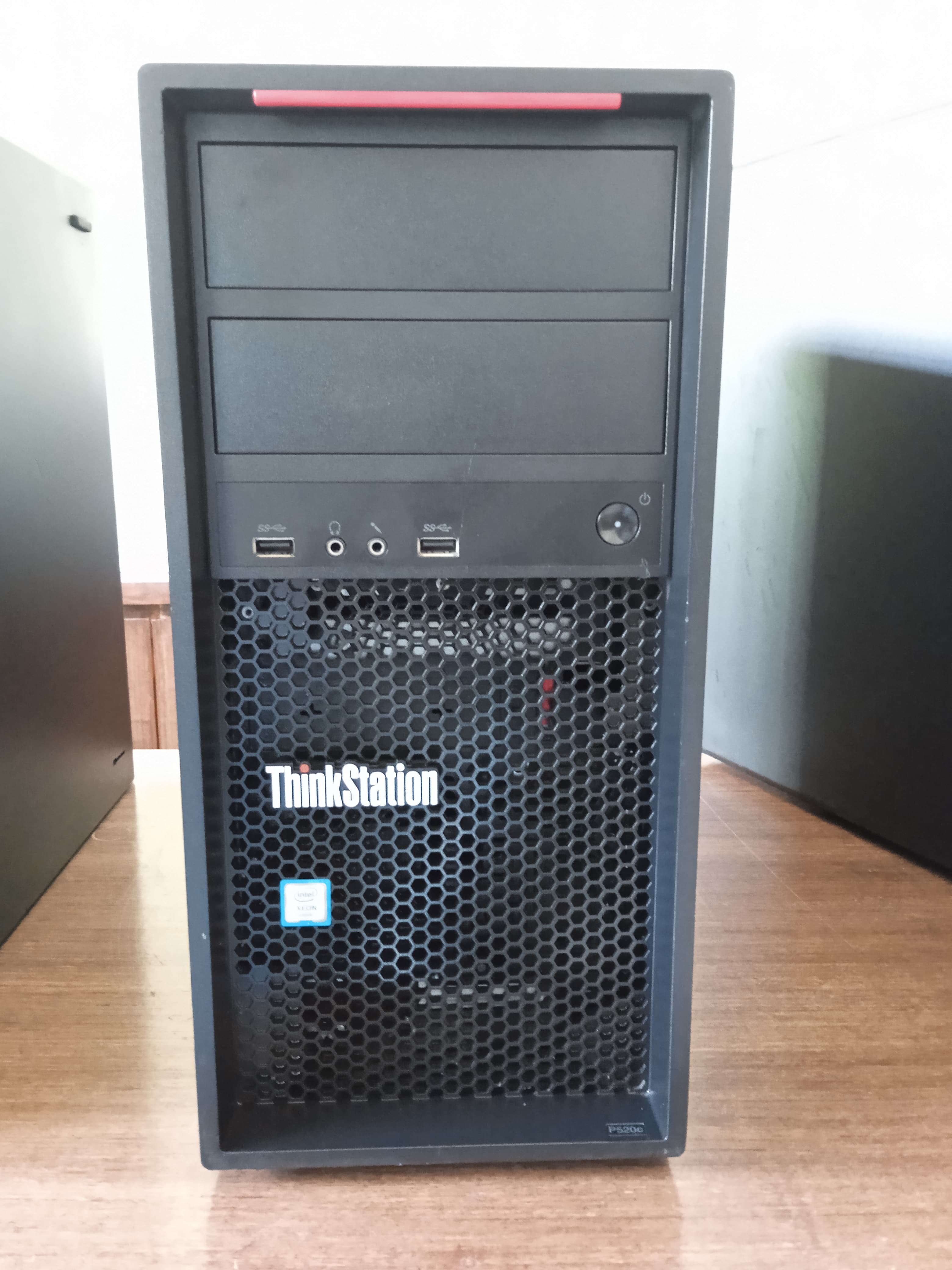 Refurb Lenovo ThinkStation P520/ P520C Workstation