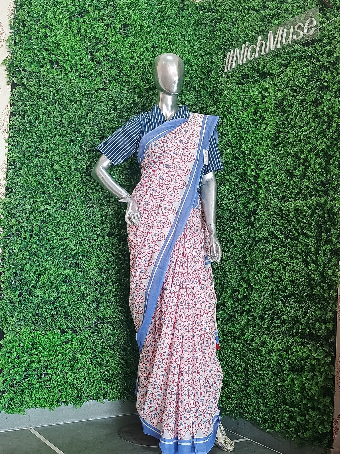 SAREE