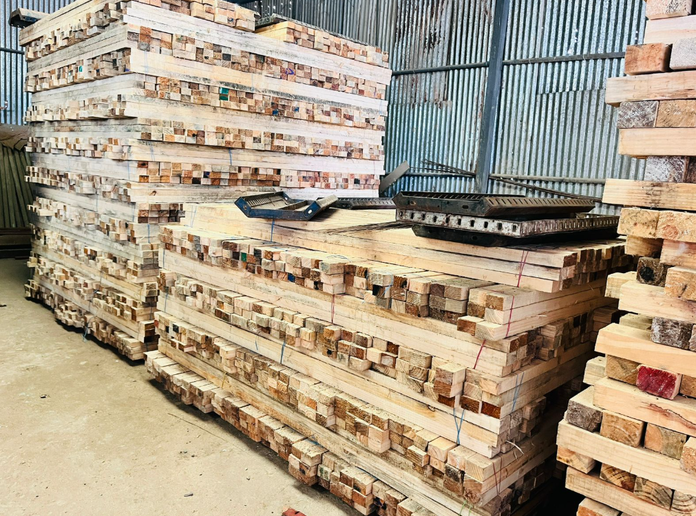 Shuttering Pine Wood 2*3*8